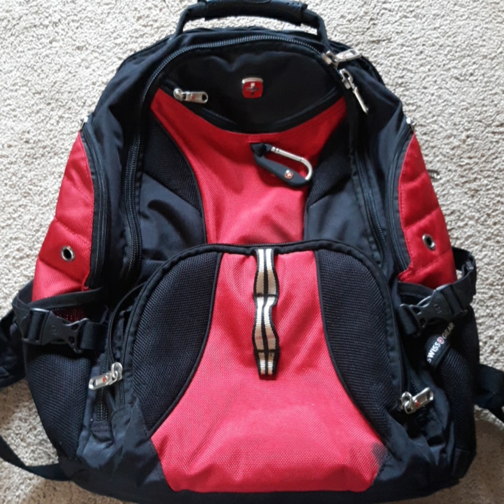 NWOT Swiss Gear 1900 Scansmart Laptop Backpack